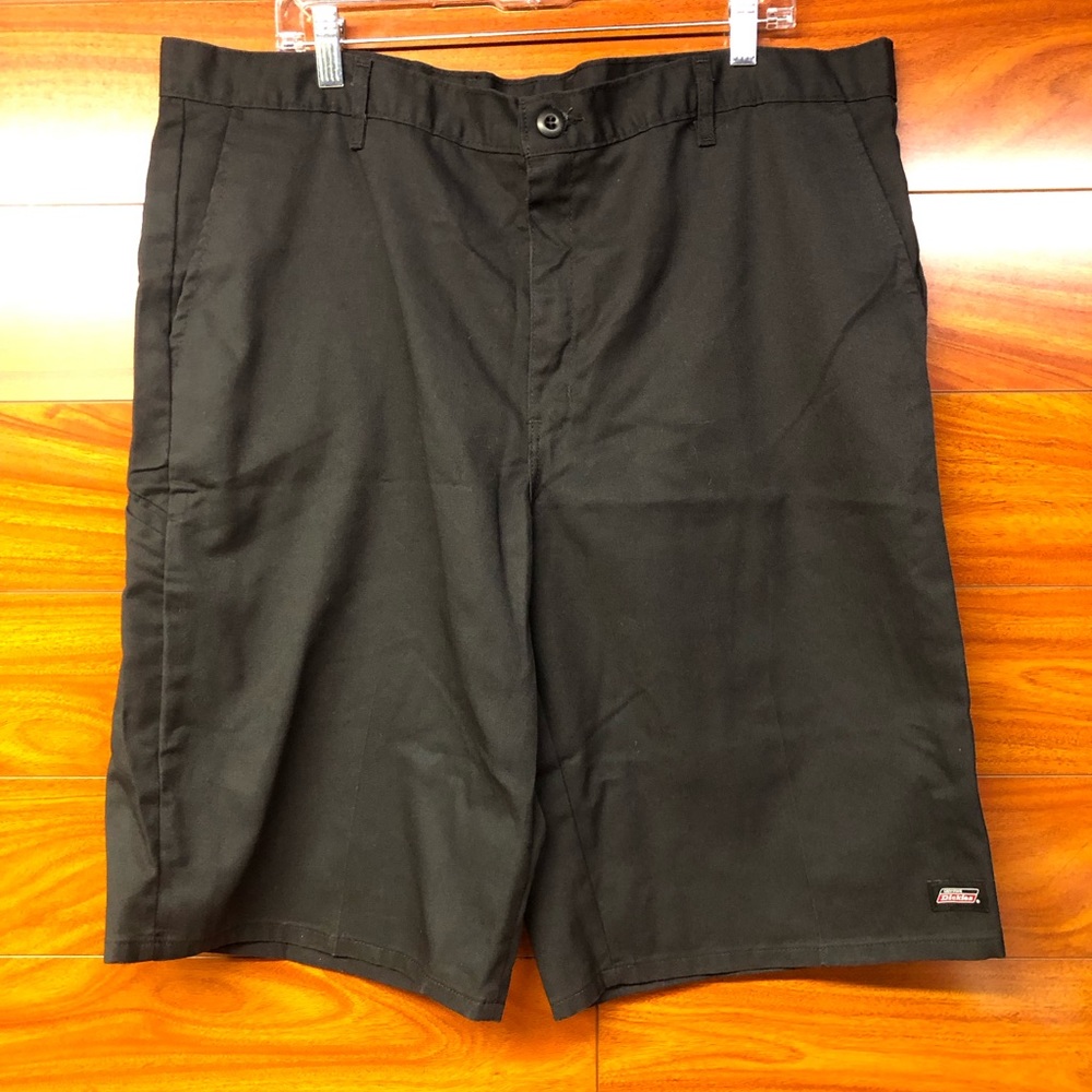 Men's Dickies Black Shorts Size 40